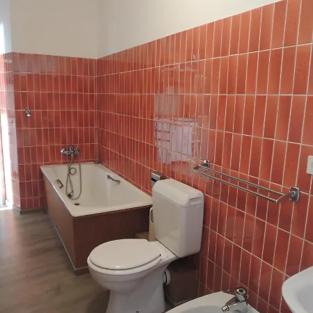 Bellevue 2* Chambon-sur-Lac