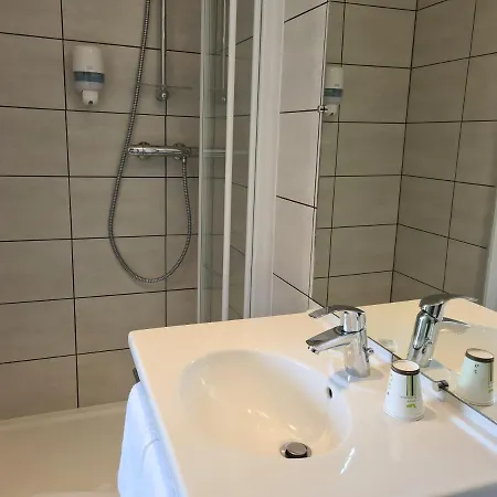 Hotel Bellevue Chambon-sur-Lac