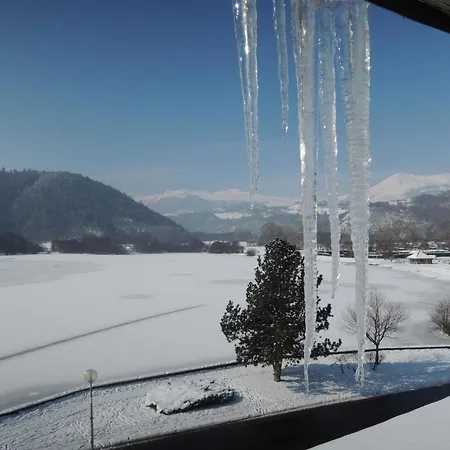 Bellevue 2* Chambon-sur-Lac