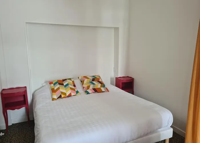 Отель Bellevue 2*