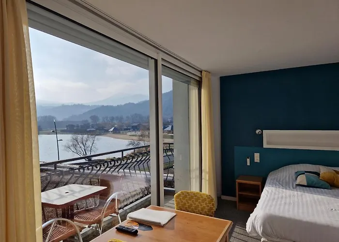 Bellevue Отель Шамбон-сюр-Лак